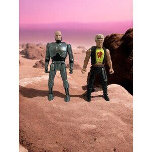 1980s Robocop Ultra Police  Chainsaw Headhunter Kenner Villain Set Loose